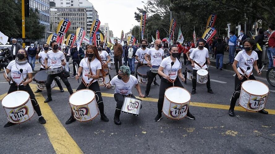 Las personas de varias ciudades del país salieron a las calles en una nueva jornada de manifestaciones.. Foto: Colprensa - Camila Díaz