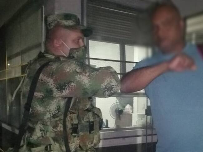 El Ejército informó que, el comerciante es de la ciudad de Cali e iba a ser trasladado a zona montañosa . Foto: Ejército Nacional