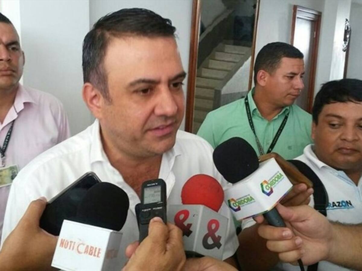 Fiscalía estaría rastreando bienes del gobernador de Córdoba