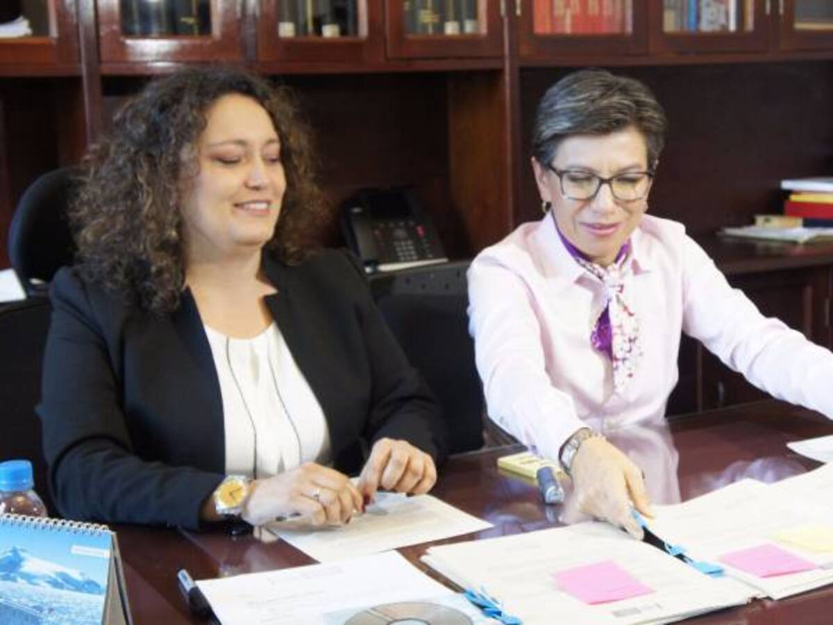 Claudia López rindió interrogatorio por presunta financiación ilegal de campaña de Lozano