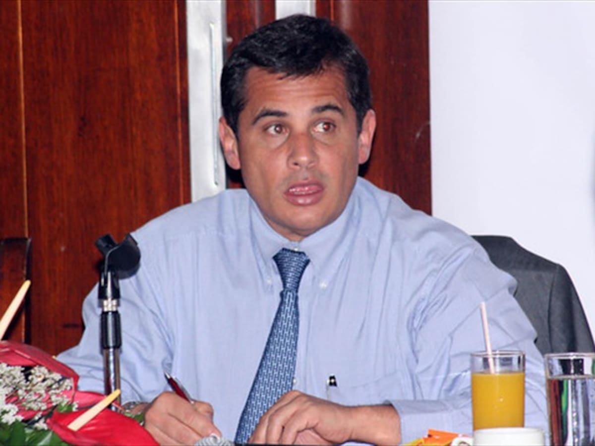 Viceministro Carlos Ferro, señalado de pertenecer a la "comunidad del anillo"