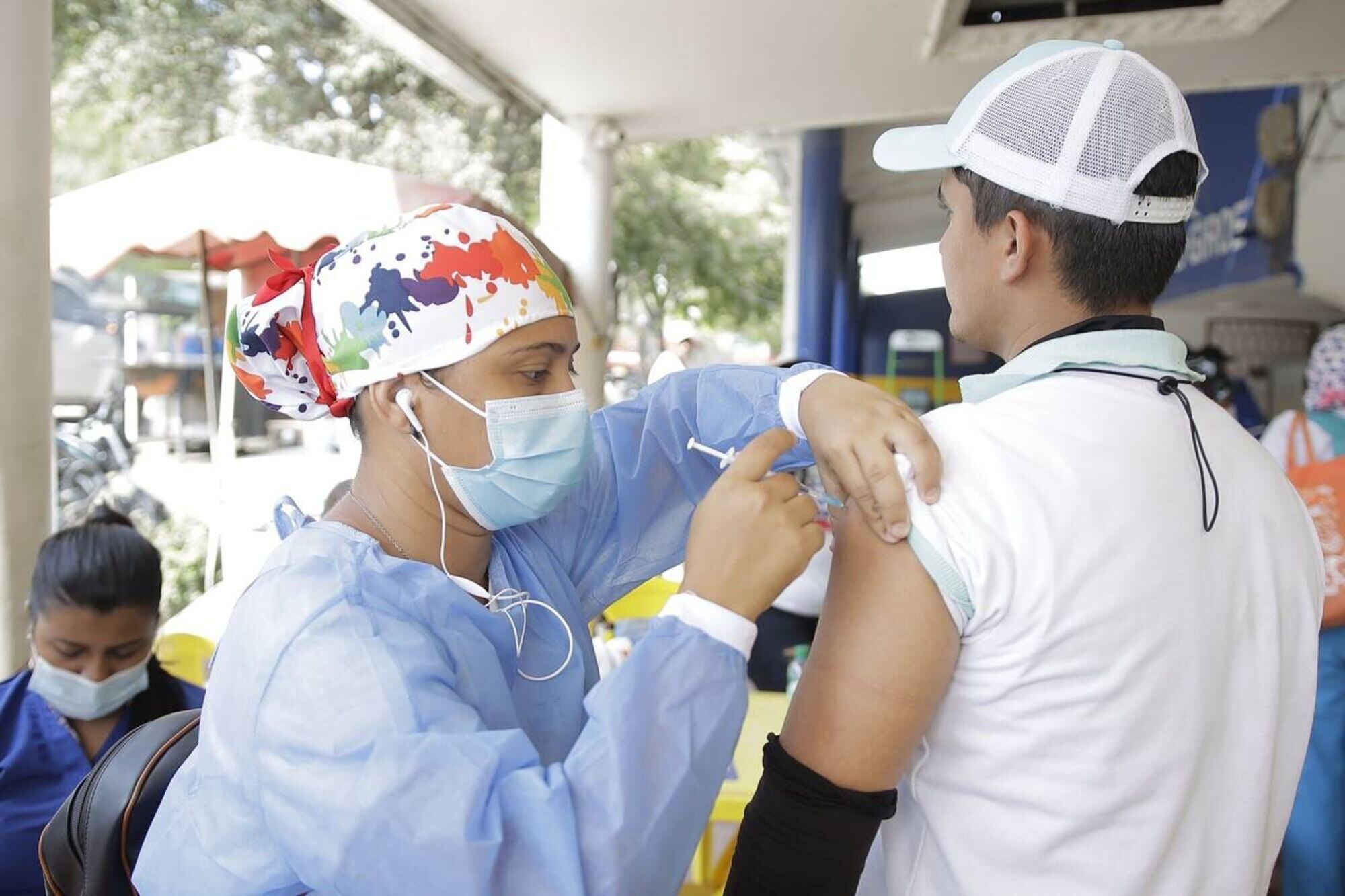 Vacunación contra el COVID-19 en Santa Marta. Foto: Alcaldía de Santa Marta.