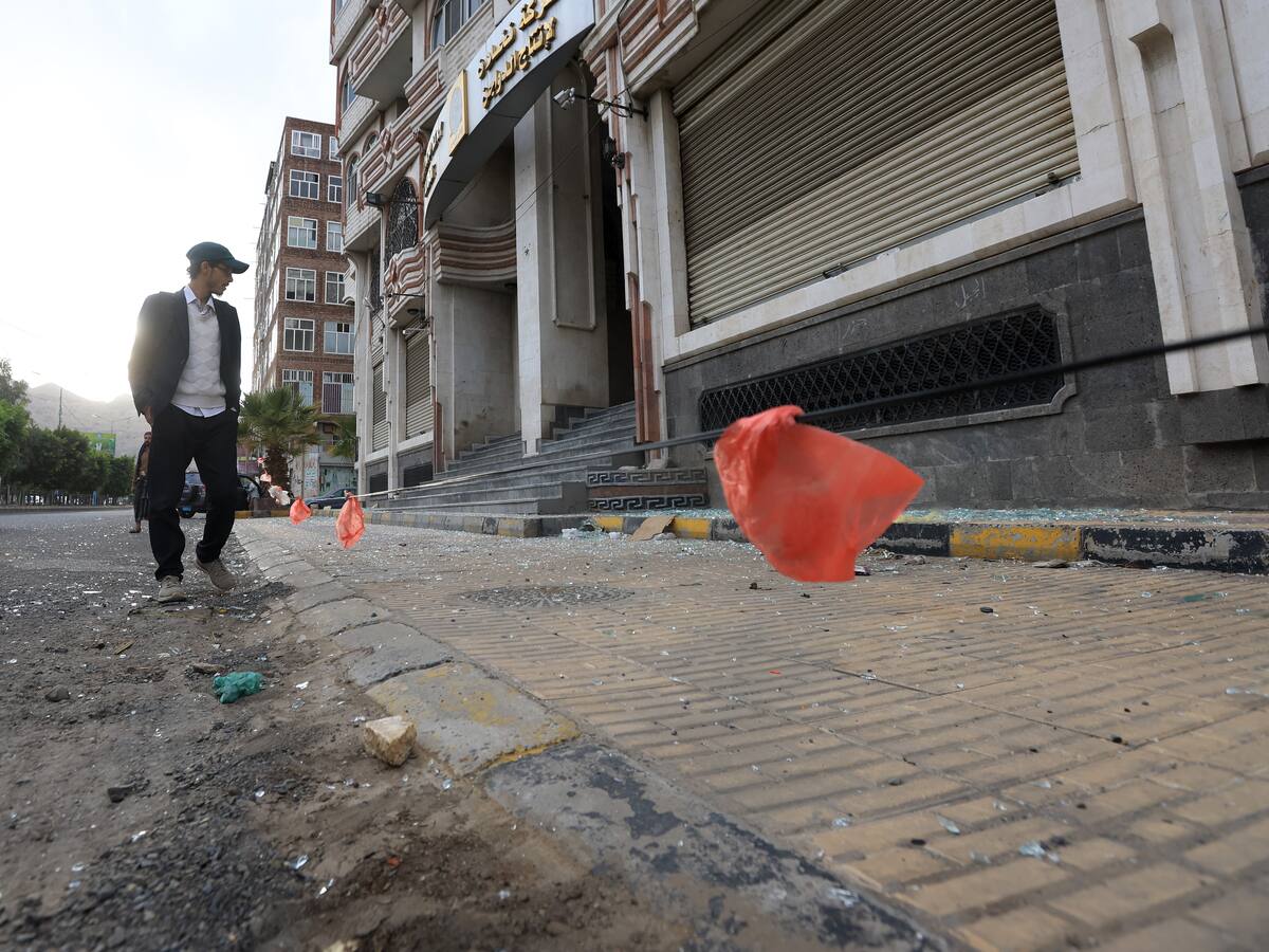 EE.UU. aseguró que seguirá atacando a los hutíes hasta que cesen los ataques marítimos