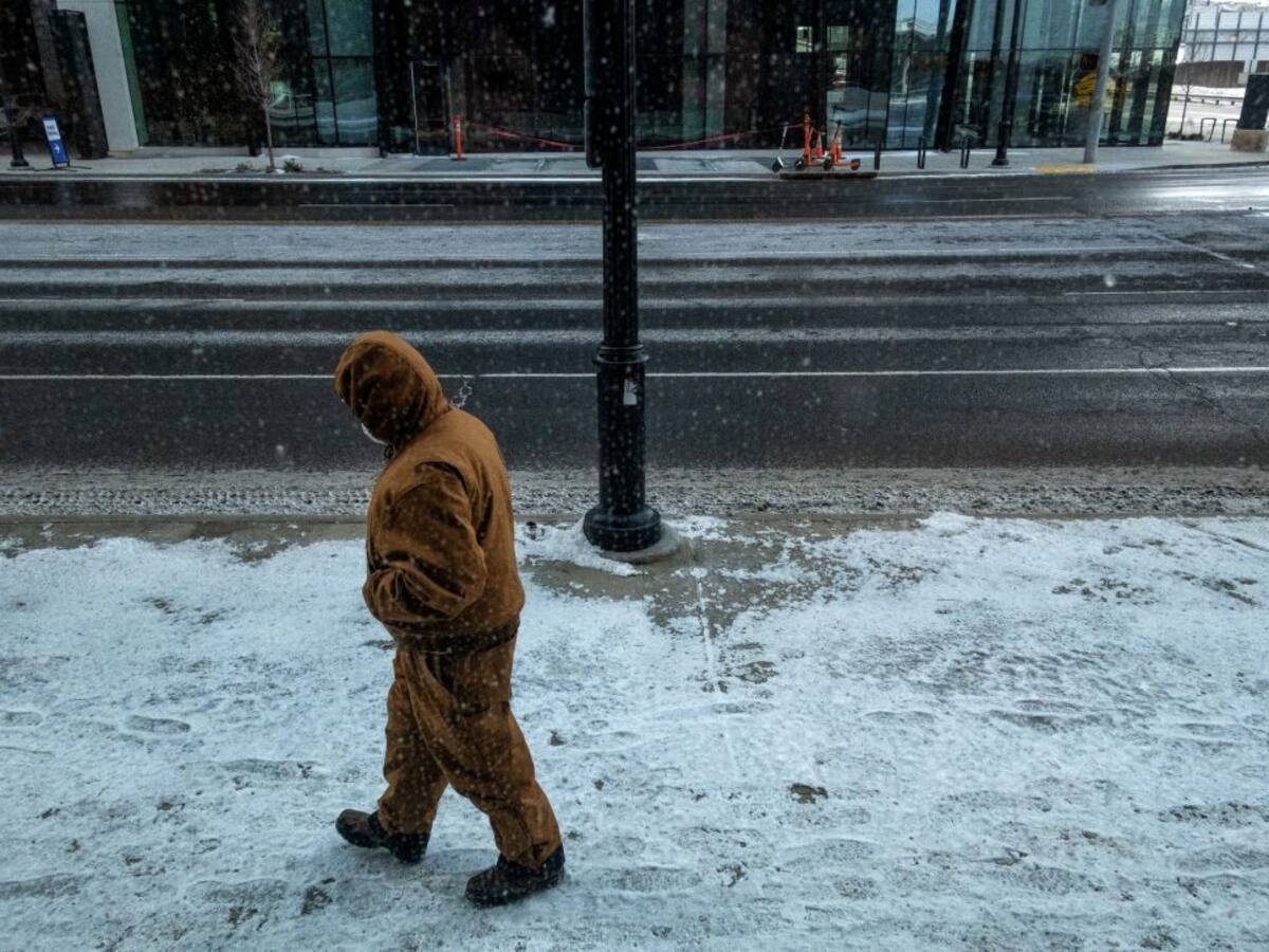 La tormenta Elliot sigue en EE.UU. y no da tregua en la navidad norteamericana