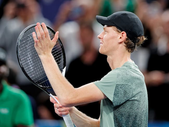 Shanghai (China), 13/10/2024.- Jannik Sinner of Italy reacts after winning his Men's Singles Final match against Novak Djokovic of Serbia at the Shanghai Masters tennis tournament in Shanghai, China, 13 October 2024. (Tenis, Italia) EFE/EPA/ALEX PLAVEVSKI