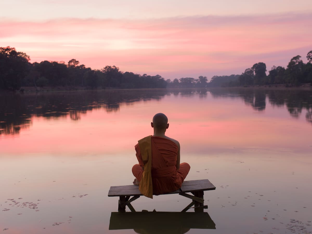 ¿Por qué los monjes hacen votos de silencio? Razones de esta práctica