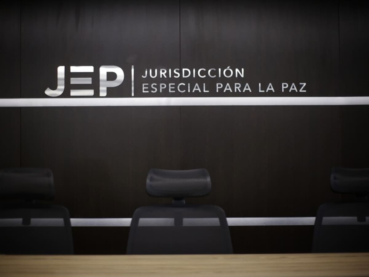 Fiscalía de la JEP abre caso contra coronel Pinzón Fontecha y sería llamado a juicio