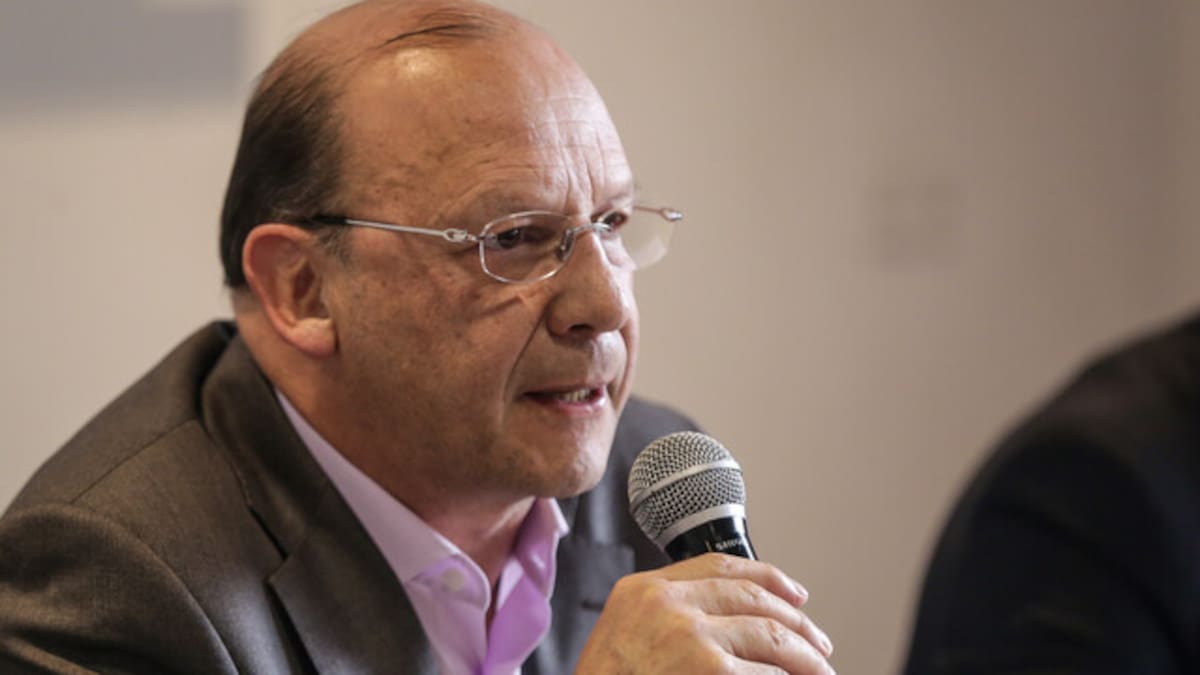 MinHacienda Germán Ávila renunció a su visa EE.UU: “No la necesitamos para trabajar por el pueblo”