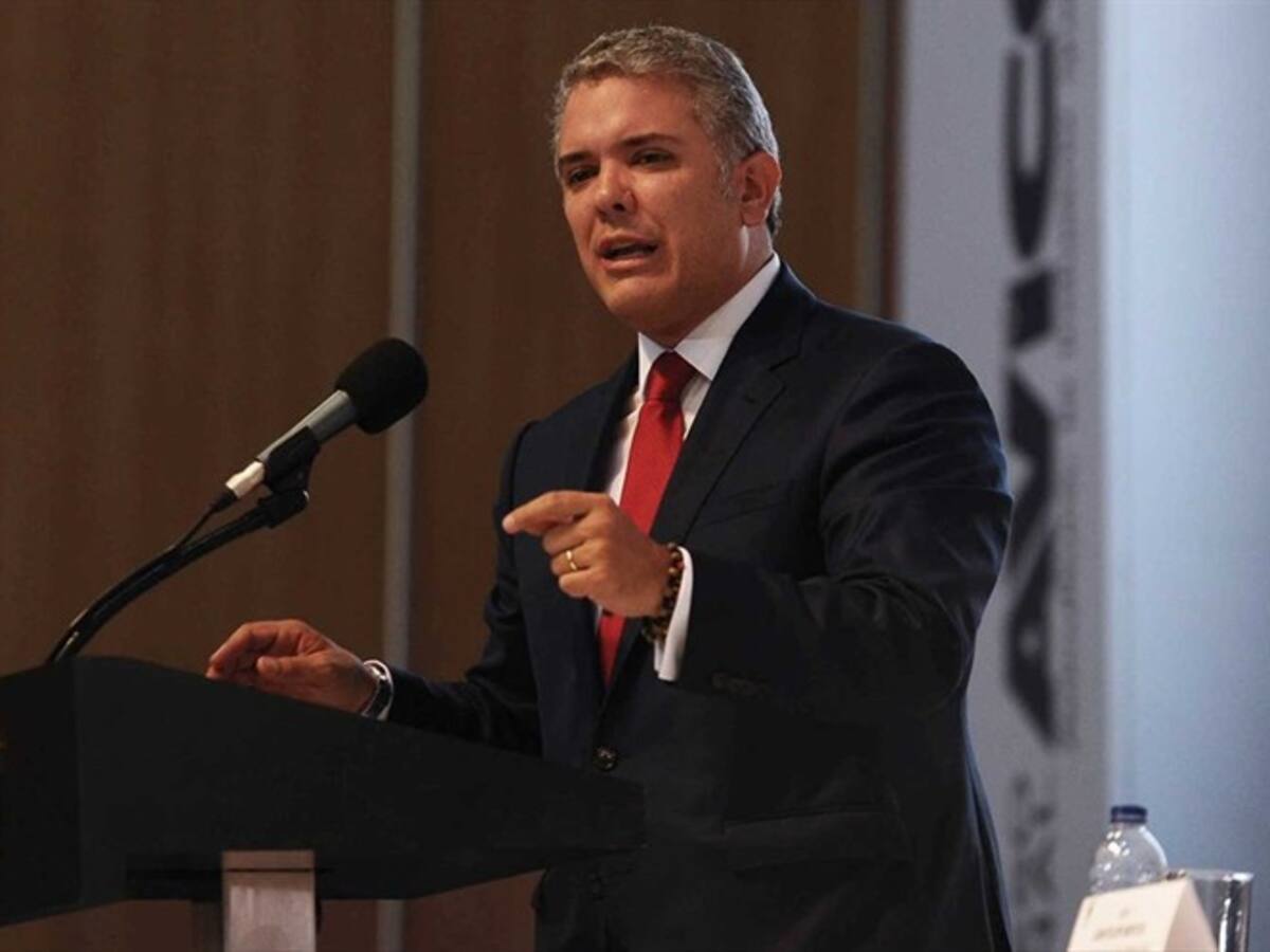 Duque propone no cobrar impuestos por 10 años a quienes generen empleo en el campo