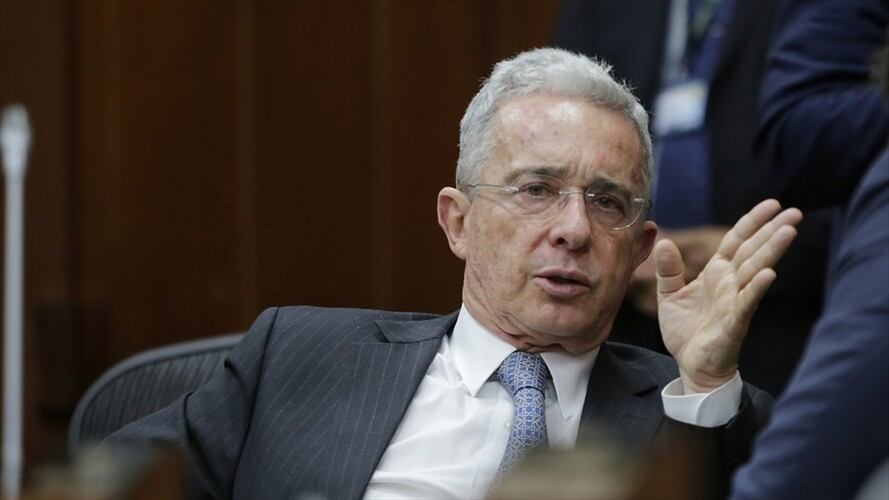 Arrancó de nuevo la audiencia en la que la Fiscalía General de la Nación solicitó se precluya el proceso a favor del expresidente Álvaro Uribe. Foto: Colprensa / ÁLVARO TAVERA