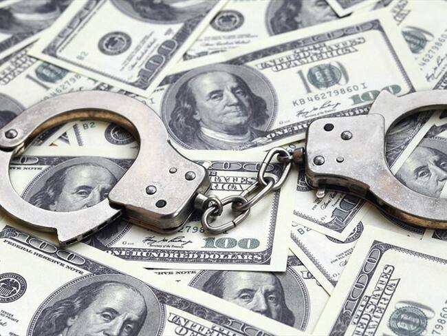 En La Vega los billetes eran embalados y, posteriormente, enviados a contactos en Ecuador que se encargaban de moverlos en el mercado formal de ese país. Foto: Getty Images / MYKHAILO POLENOK