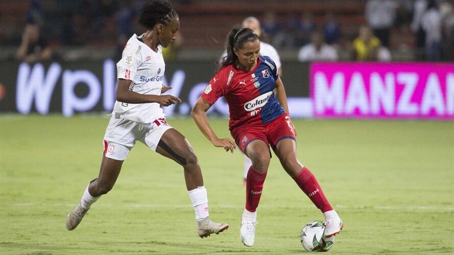 Además, , la Dimayor se compromete a trabajar junto con las jugadoras para obtener los recursos necesarios para la realización de la liga . Foto: Colprensa