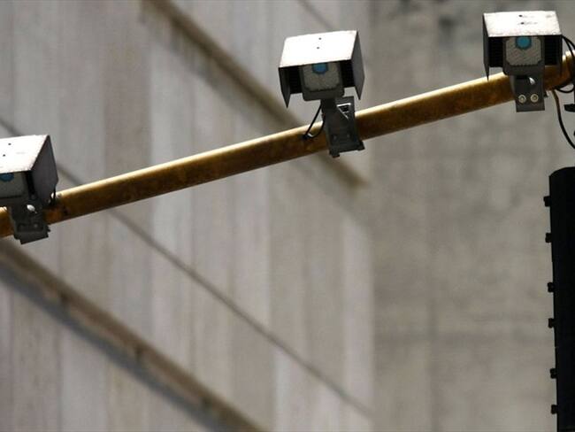 La licitación para la modernización de semáforos en Bogotá es denunciada por falsedad en documento público. Foto: Colprensa