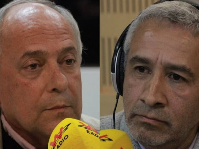 Senador José Obdulio Gaviria y el experto en conflictos armados Víctor De Currea-Lugo. Foto: