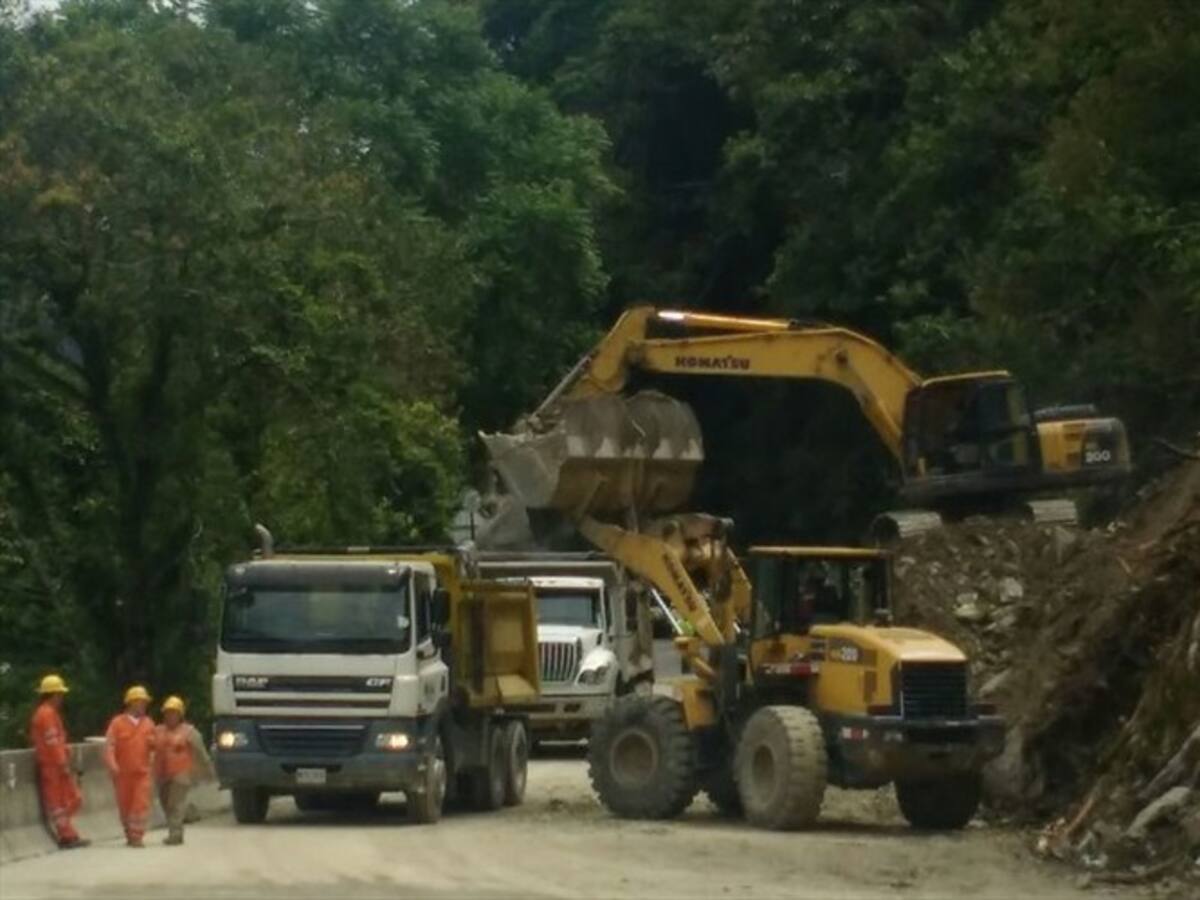 Iván Duque dio instrucción de agilizar plan de choque ante emergencia en vía al Llano