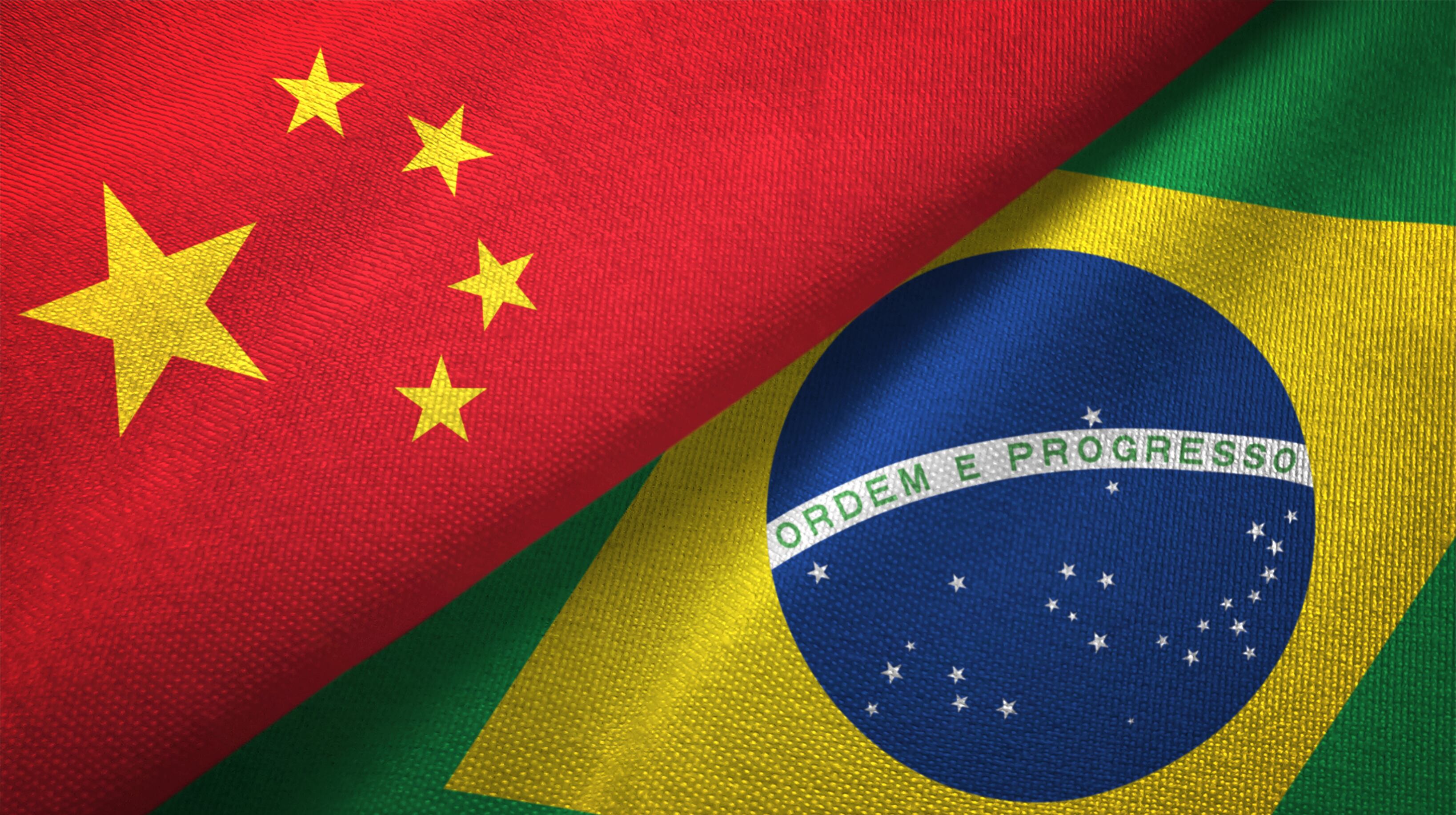 Brasil y China, banderas de getty images.