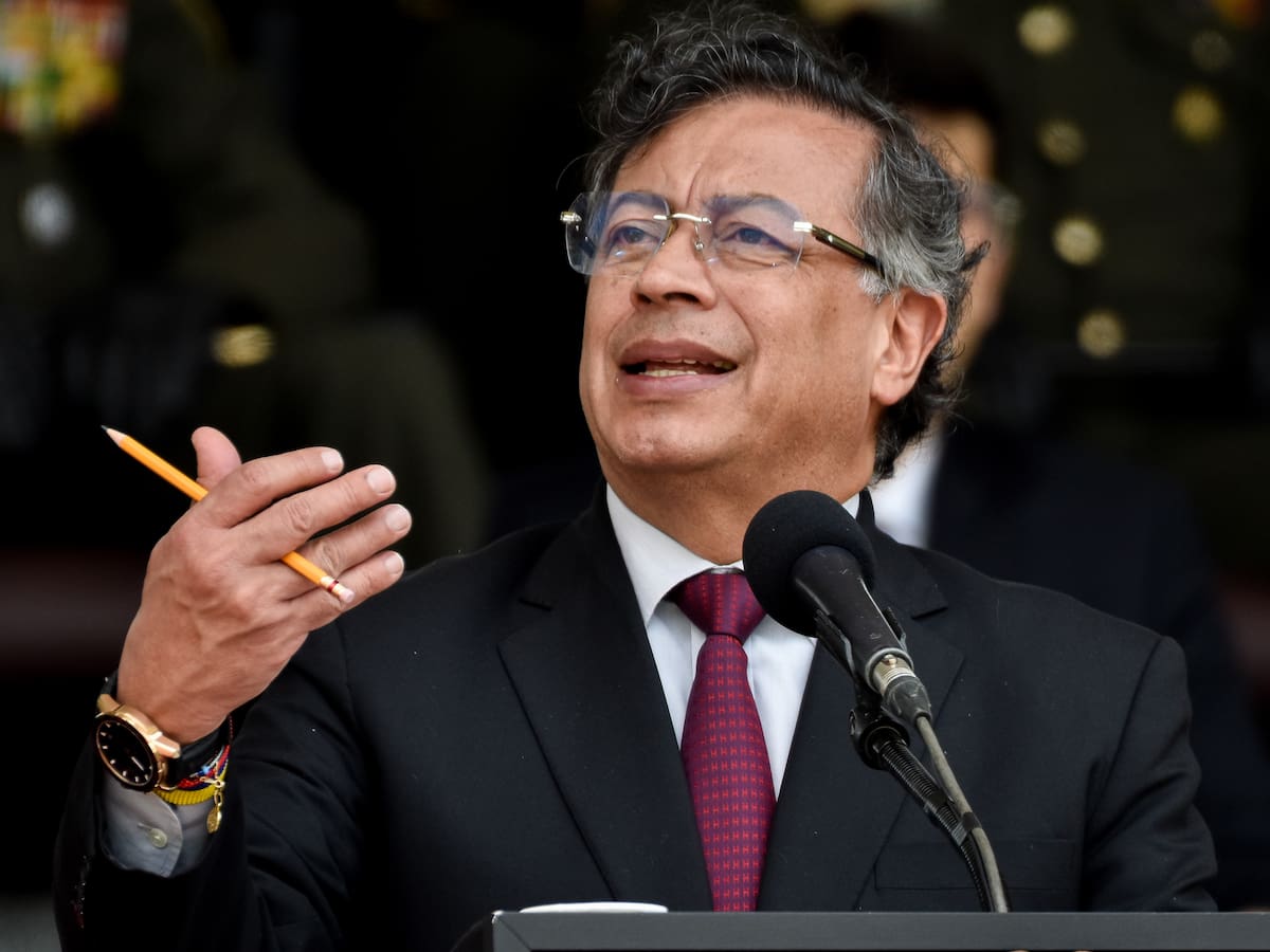 Demandan al Gobierno Petro por suspender $1.5 billones destinados al metro y otras obras de Bogotá