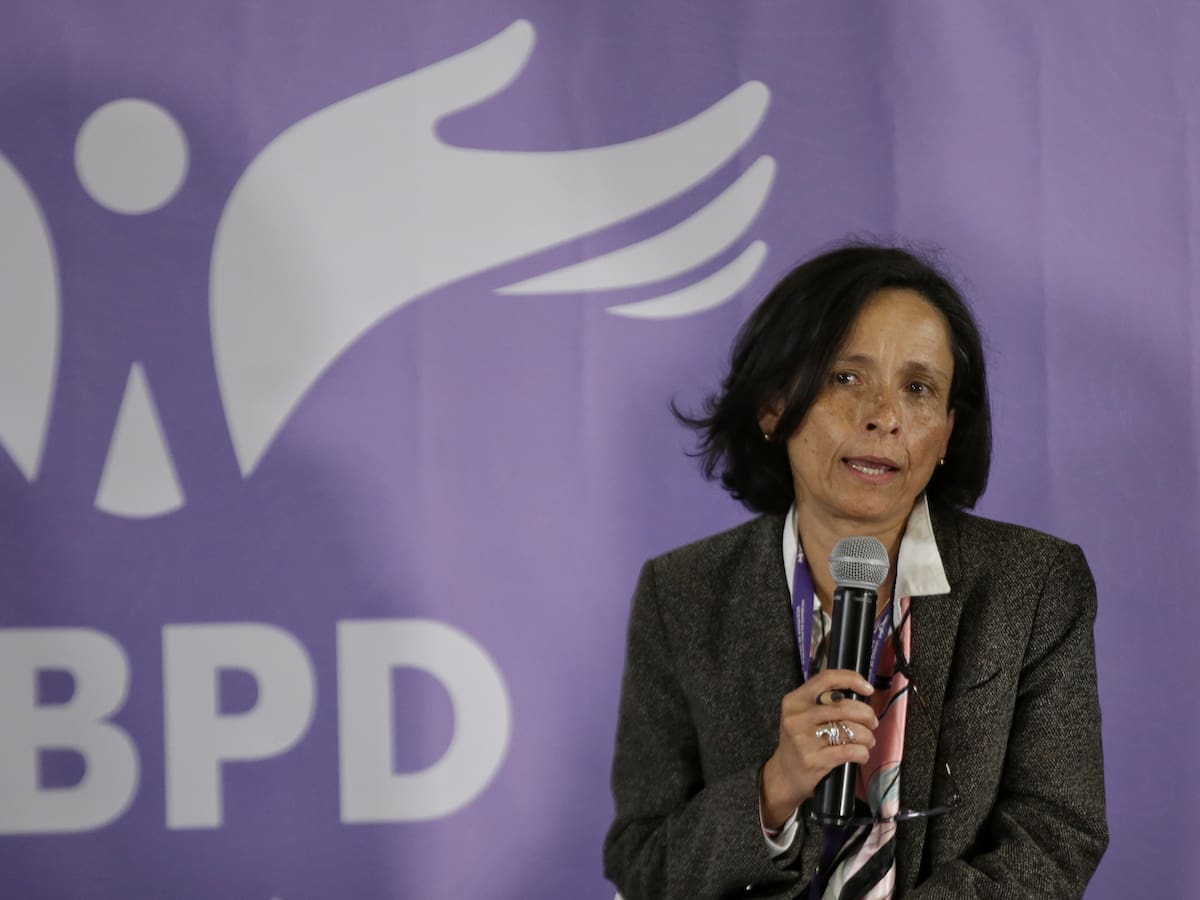 Procuraduría regaña a directora de U. Búsqueda por ausencia en evento con víctimas