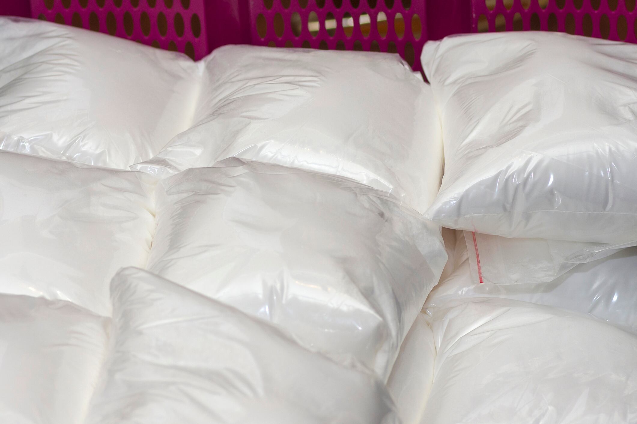 Imagen de referencia de sacos de droga. I Foto: Getty Images.