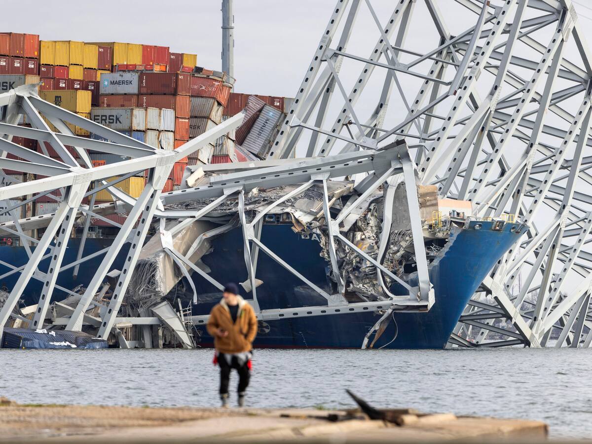 Hondureño y dos guatemaltecos, entre los desaparecidos por colapso de puente en Baltimore