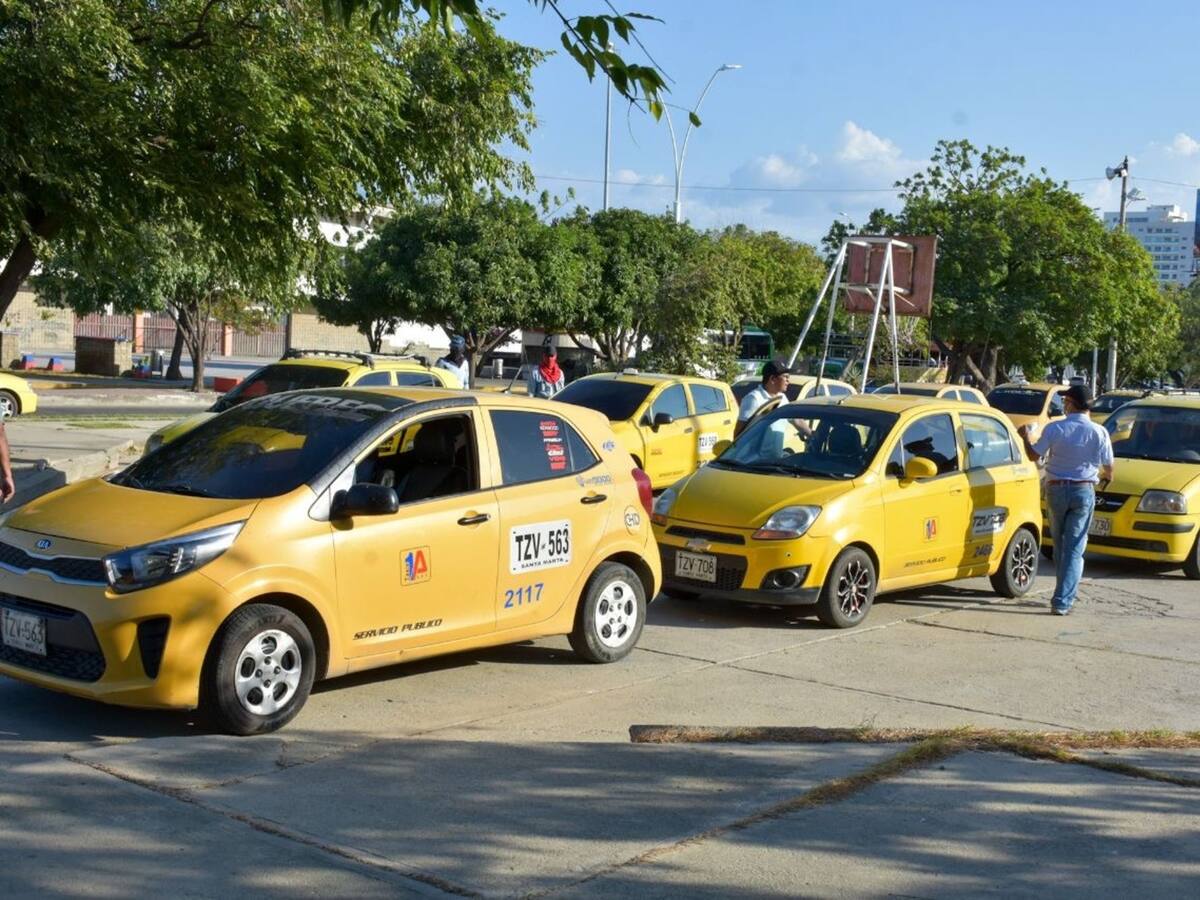 Desde hoy sanciones a taxistas de Santa Mata que no calibren el taxímetro