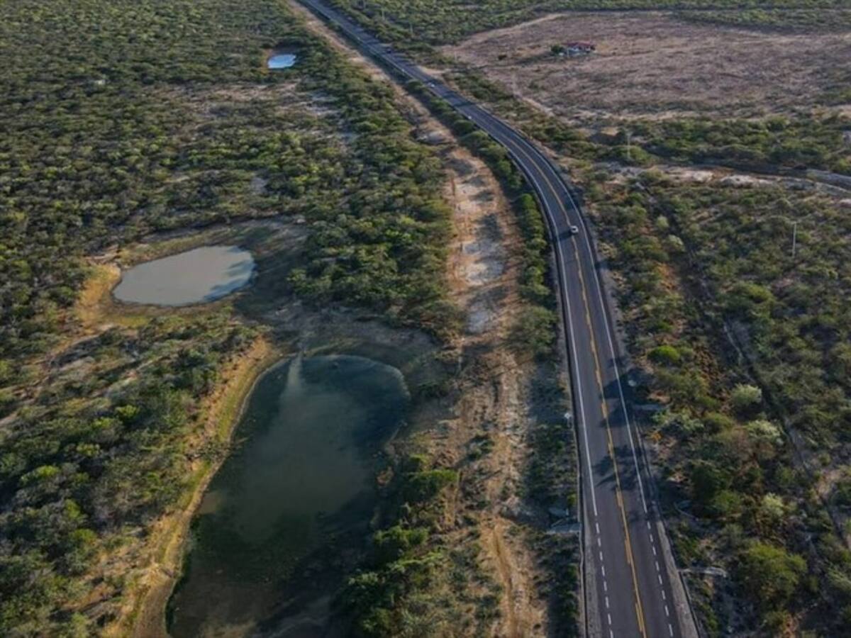 Finalizó el millonario mantenimiento del corredor Santa Marta-Riohacha-Paraguachón