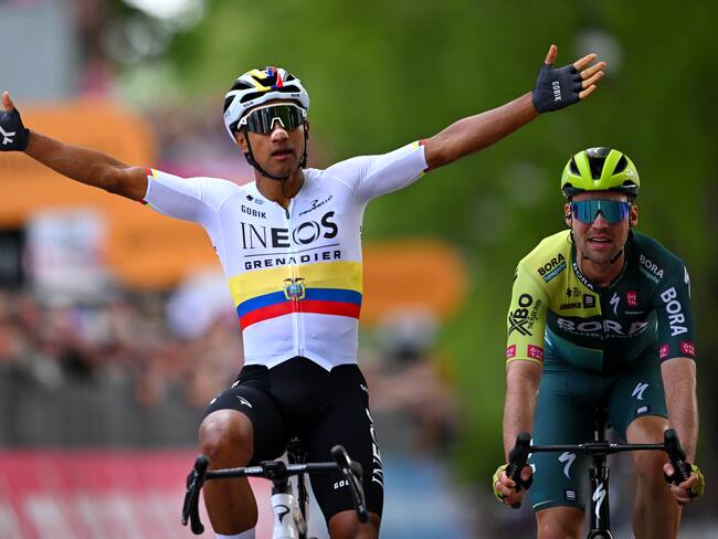 Jhonatan Narváez conquista la primera etapa del Giro de Italia. (Photo by Tim de Waele/Getty Images)