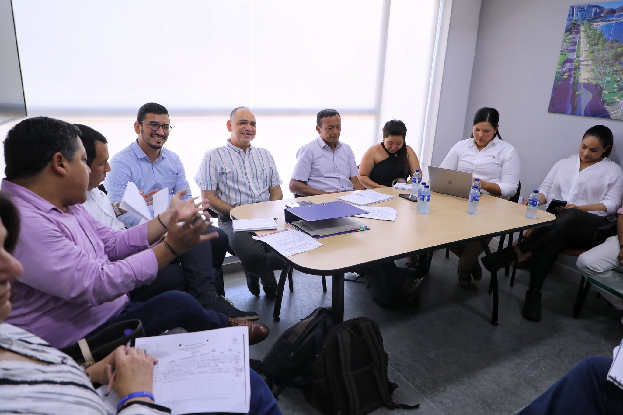 Reunión de empalme de la Alcaldía de Santa Marta. Foto: cortesía.