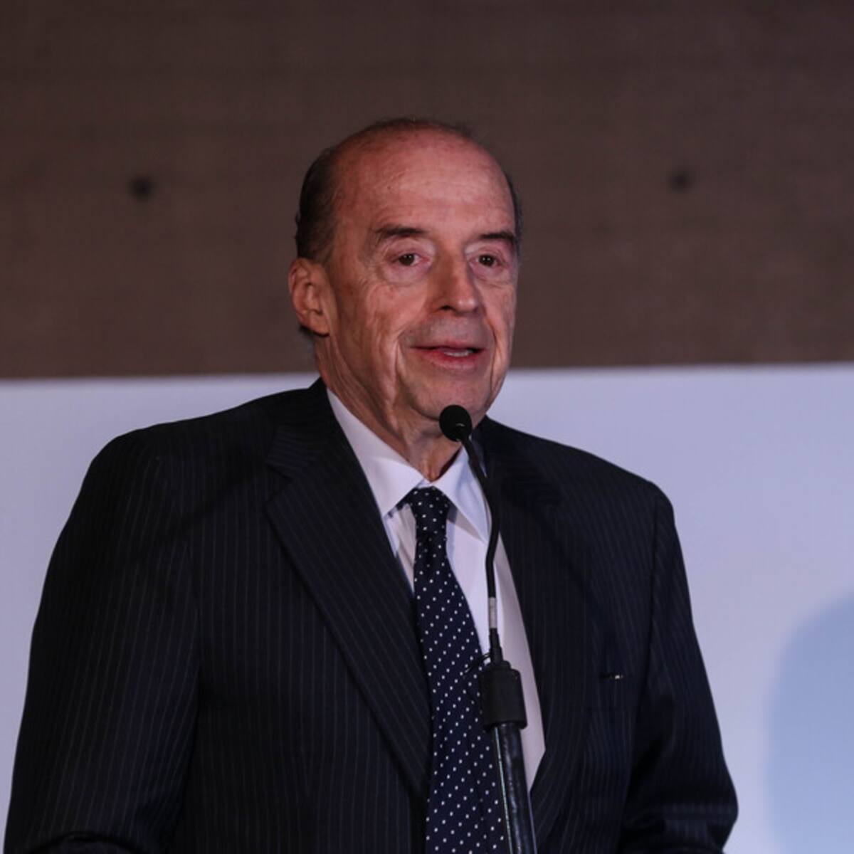 Centro Democrático promoverá una moción de censura contra el canciller Álvaro Leyva