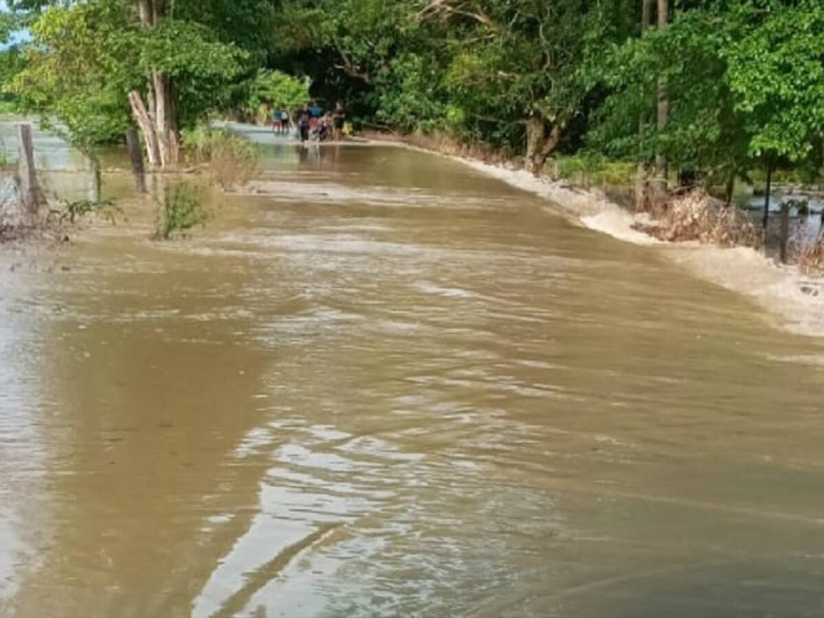 Se desbordó el río de Lebrija en Santander