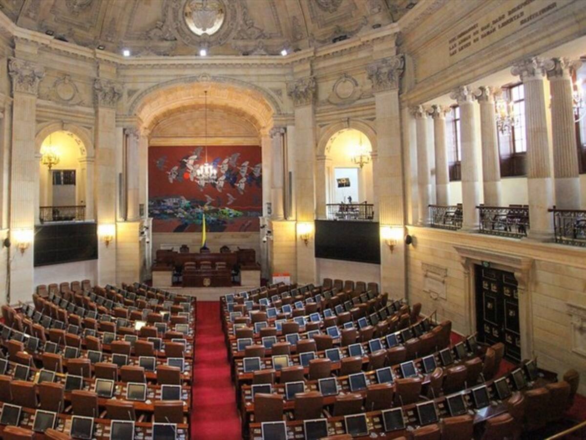 Las leyes necesarias con las horas contadas en el Congreso