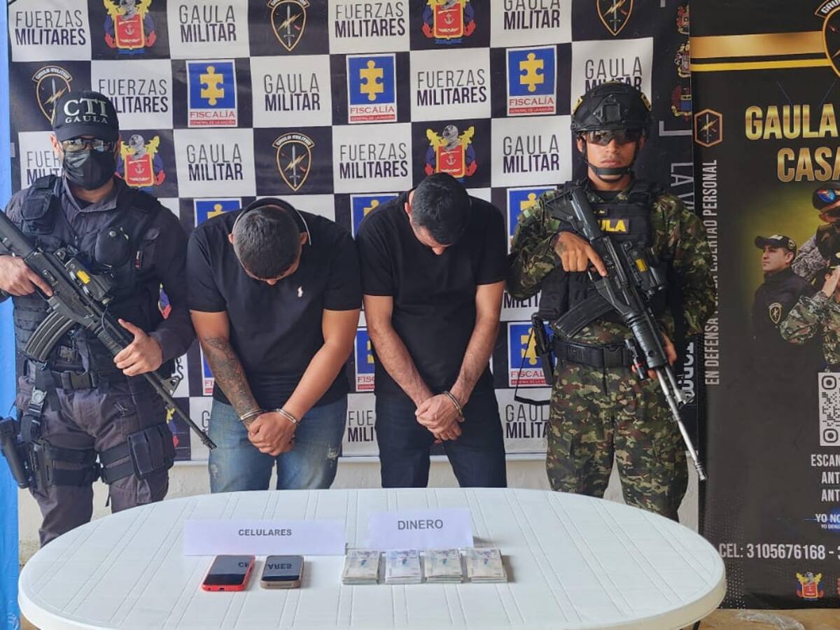 Ejército capturó a dos sujetos que extorsionaban a una familia del Casanare