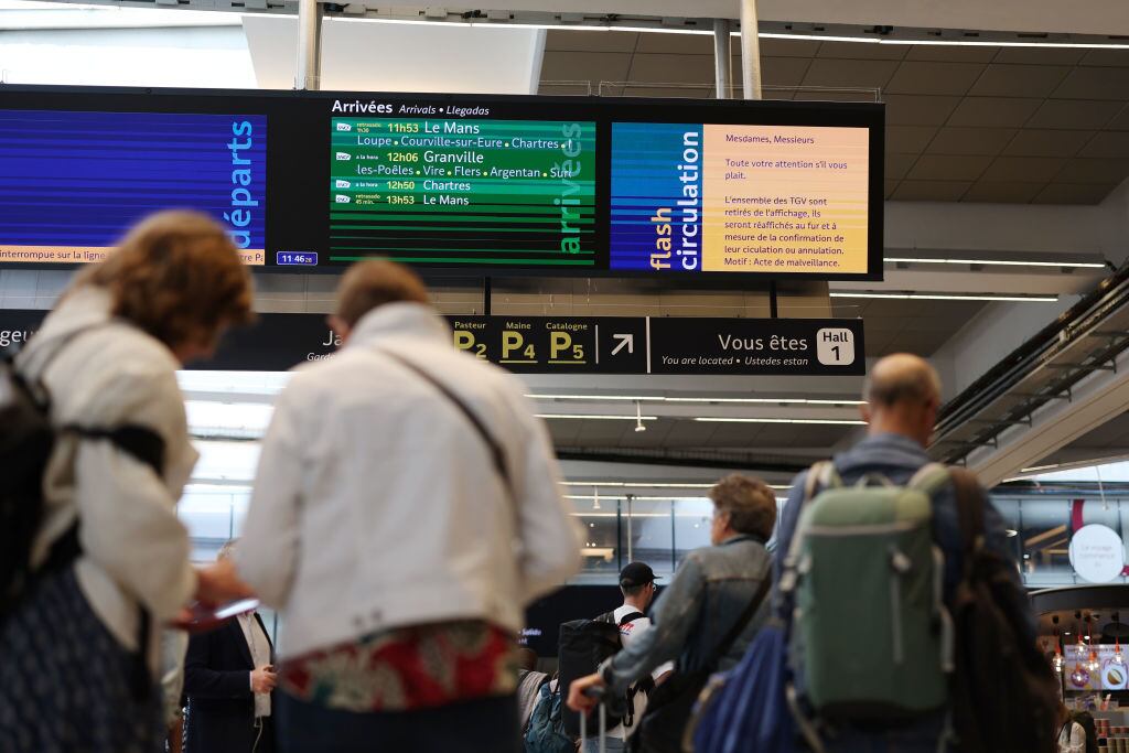 Trenes de París cancelados debido a sabotaje. I Foto: Javier Mostacero Carrera/Getty Images.