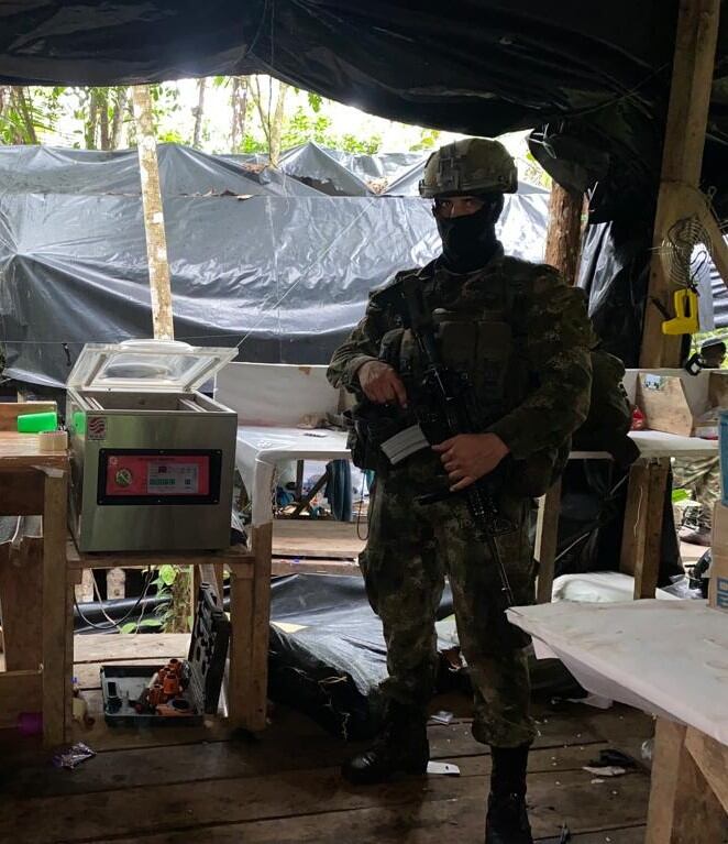 Ejército destruyó gigantesco laboratorio de cocaína que producía tres toneladas al mes