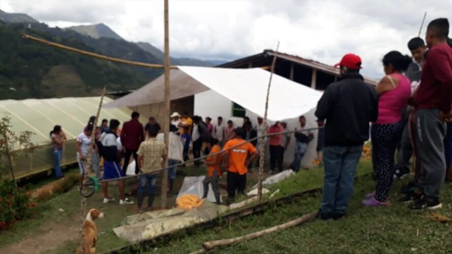 Hasta esta vivienda llegaron sujetos armados que dispararon contra el hombre y sus dos hijos menores de edad . Foto: