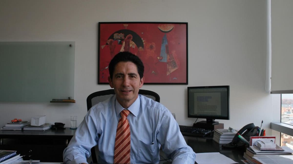 ¿Contralor de minas podría estar en conflicto de interés por ser excomisionado de la CREG?