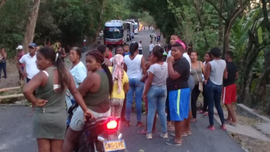 Los manifestantes afirmaron que este viernes bloquearán otra vez la carretera internacional a partir de las 8 de la mañana . Foto: Cortesía Diana Muñoz