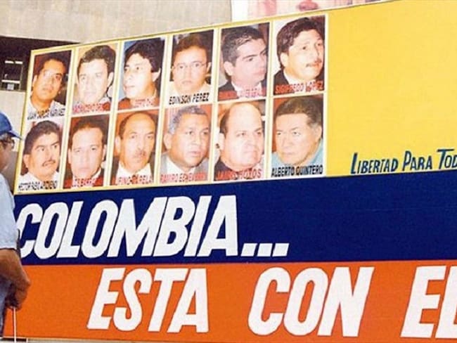 Después de 18 años de ser secuestrados por las FARC, el Consejo de Estado condenó a la Nación a reparar a las familias de los 11 diputados del Valle del Cauca asesinados durante su secuestro. Foto: Colprensa / ARCHIVO