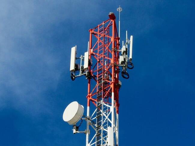 Renunció compañía a bloque asignado en la subasta del espectro electromagnético. Foto: MinTic