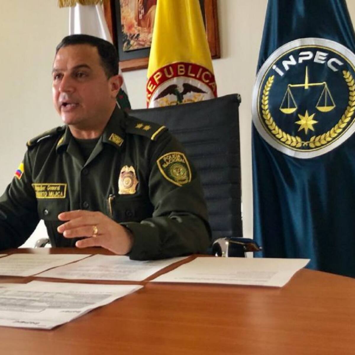 Pegasus: General (r) Mujica, exdirector de la DIPOL, guardó silencio en Fiscalía