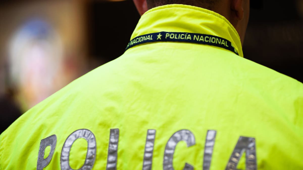 ¿Se puede homologar una carrera para convertirse en policía en Colombia?