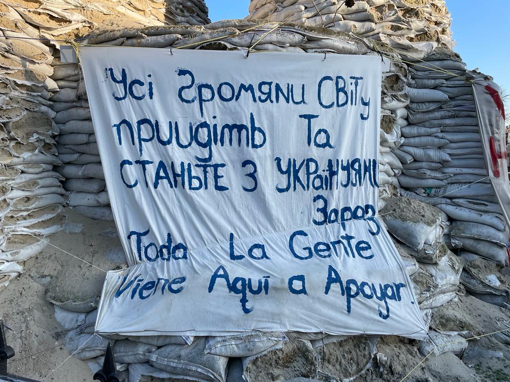 Kiev protege sus monumentos con sacos de arena, pensadores, artistas y fundadores de la nación