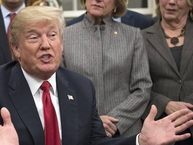 Donald Trump aseguró haber utilizado "un lenguaje duro" en su conversación con senadores sobre la ley migratoria. Foto: Getty Images