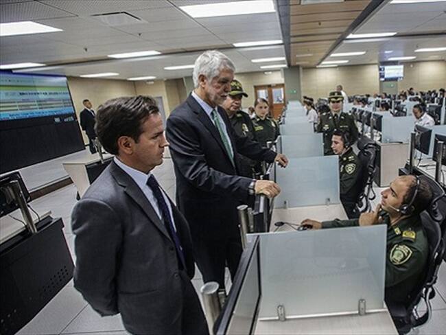 Centro de Comando de Seguridad. Foto: Alcaldía de Bogotá: http://www.bogota.gov.co/content/temas-de-ciudad/gobierno-seguridad-y-convivencia/centro-de-comando-control-comunicaciones-y-computo-ya-esta-en-marcha