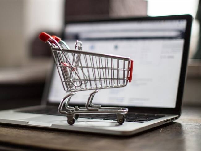 La Superintendencia de Industria y Comercio requirió a las plataformas Rappi, Ubert Eats, Ifood y Domicilios.com para verificar el cumplimiento de los derechos de los consumidores. Foto: Getty Images