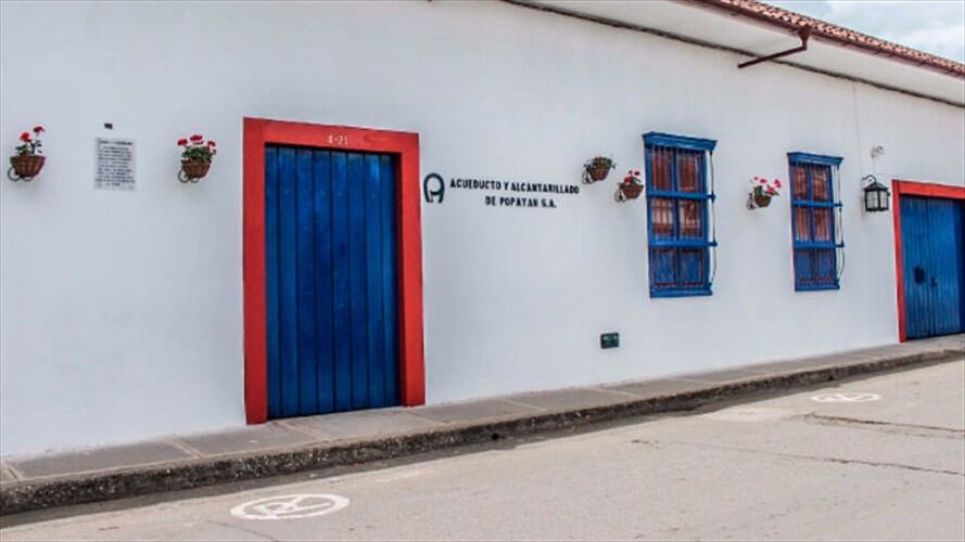 La Empresa fue obligada por la Comisión de Regulación de Agua Potable y Saneamiento Básico a devolver entre 6.200 y 6.500 millones de pesos a los usuarios. Foto: Alcaldía de Popayán