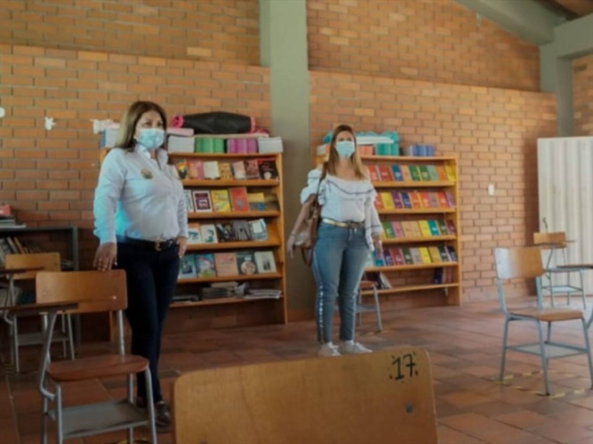 Docentes en Santander no irán a aulas hasta que haya inmunidad de rebaño