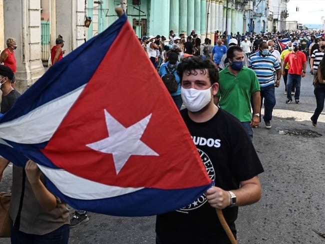La situación económica en Cuba se volvió inaguantable: exembajador de la UE