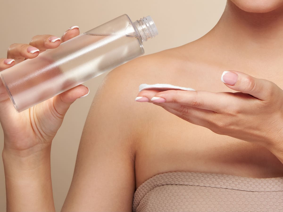 Invima emite advertencia sanitaria por contaminación en agua micelar