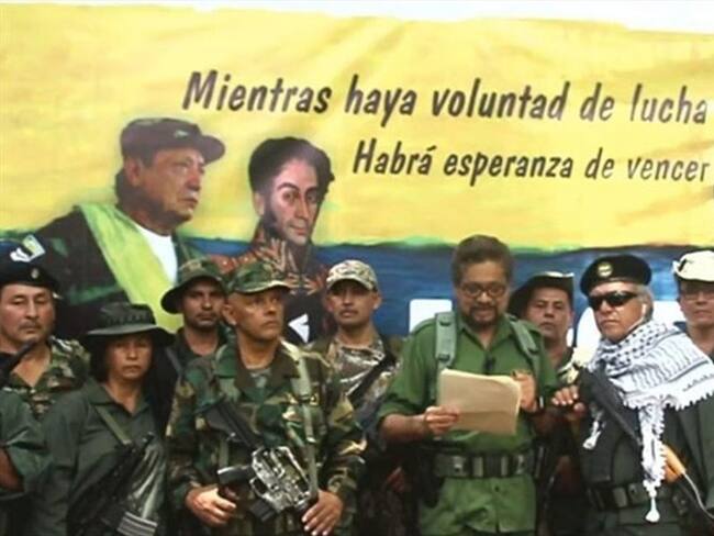 La UIA asegura que alias &quot;Sonia&quot; aparece junto a Iván Márquez en video de grupo armado. Foto: Captura de pantalla